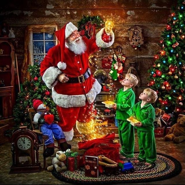 Дядо Коледа с деца